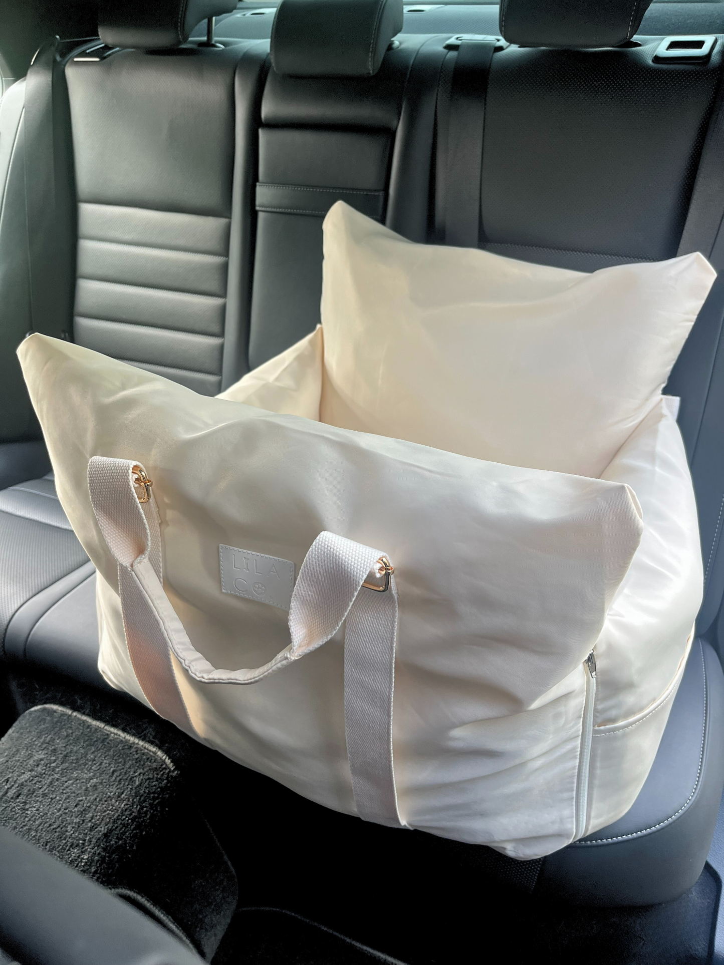 
                  
                    Premium Cream Pet Car Seat
                  
                